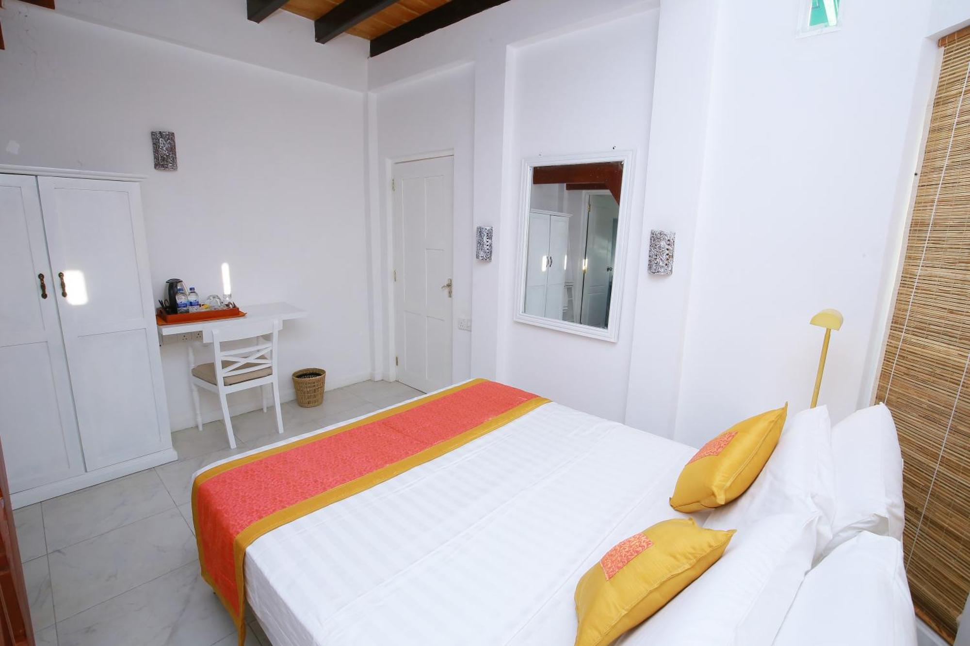 Ceylon House By Sunrise Otel Procida Dış mekan fotoğraf